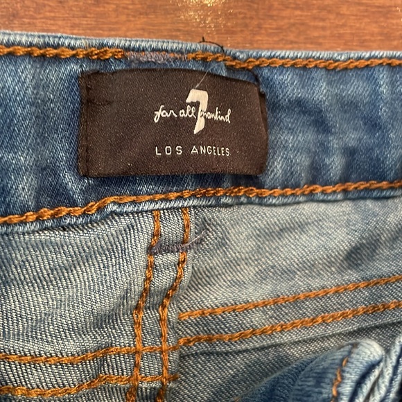 7 for all mankind Jean Shorts - Picture 2 of 8